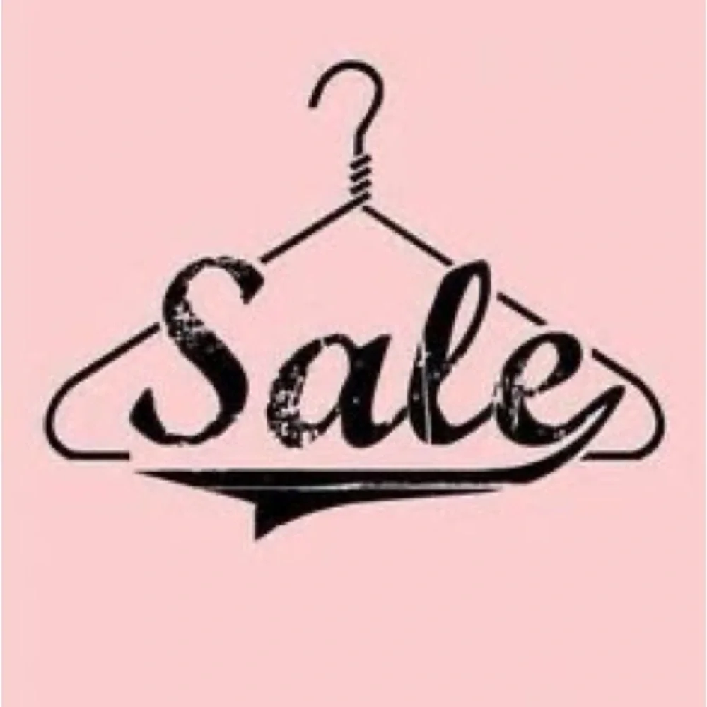 5/ $10 Leaf Pattern‎ Black and White Earrings